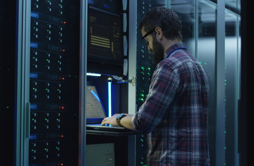 What does Data Center Interconnect (DCI) do?