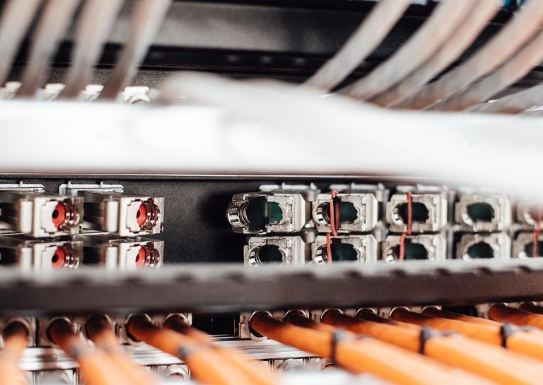 DWDM Pluggable vs Traditional Transponder/ Muxponder